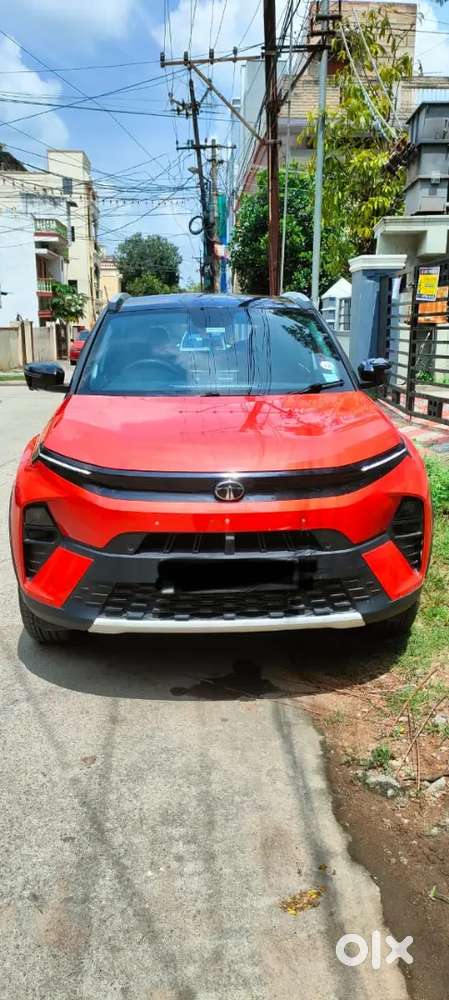 Tata Nexon Creative Plus S Duel Tone Red Colour With Black Roof