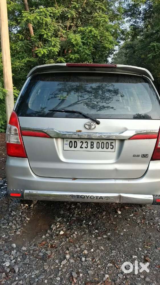 Toyota Innova Diesel 2014