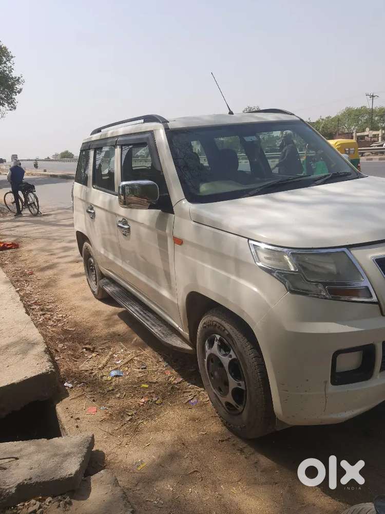Mahindra Tuv 300 2016