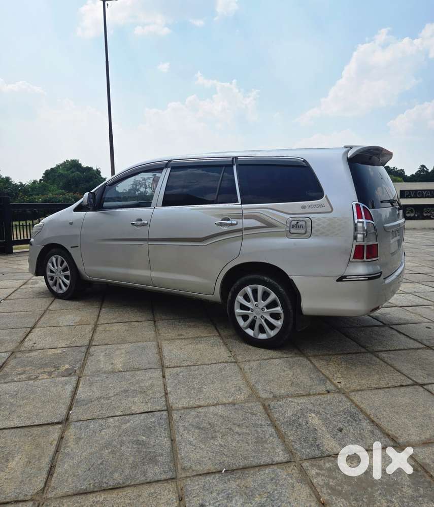 Toyota Innova 2.0 Gx 8 Seater, 2013, Diesel