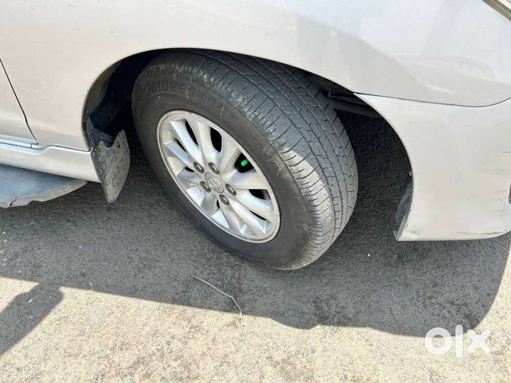 Toyota Innova 2.5 V 7 Str, 2013