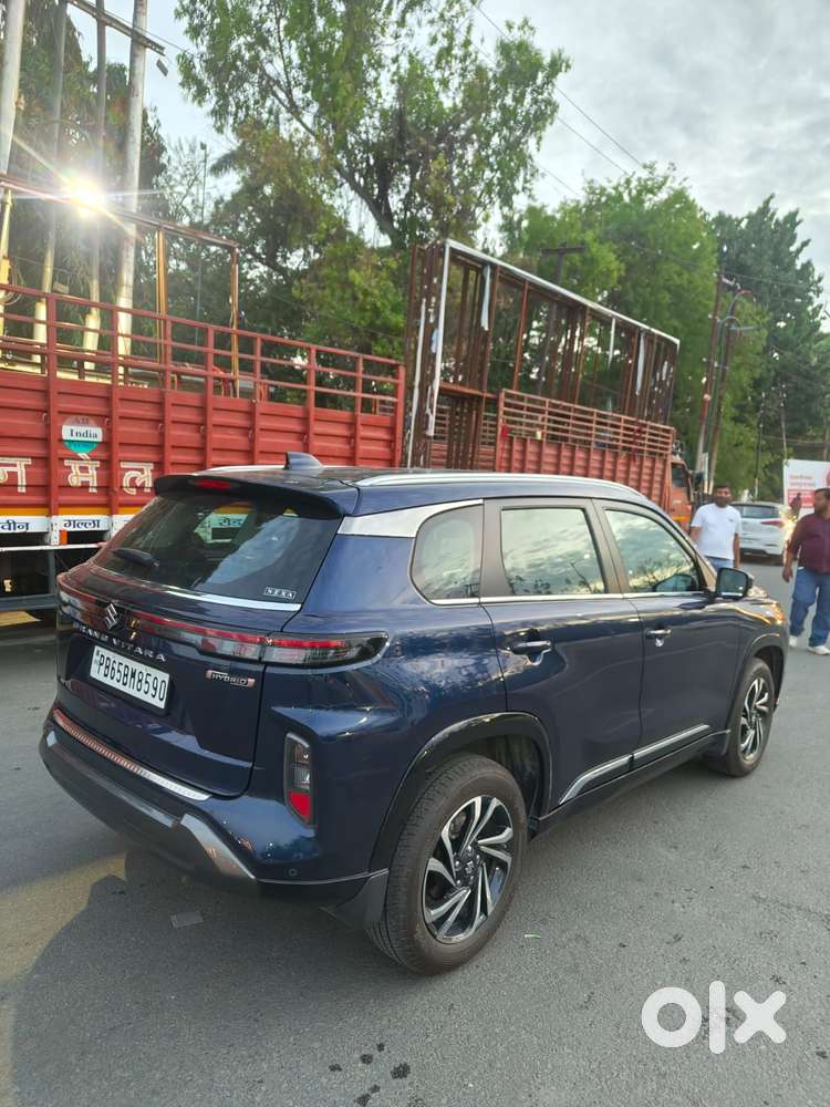 Maruti Suzuki Grand Vitara 1.5 Alpha Smart Hybrid At, 2025, Petrol