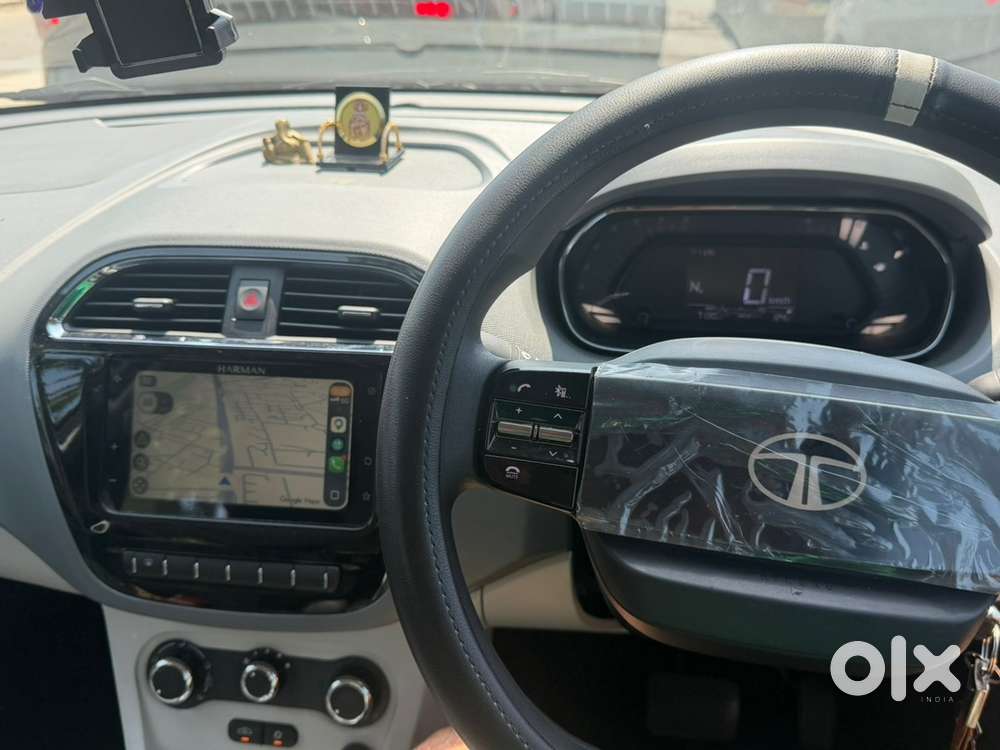 Tata Tiago Petrol 2025