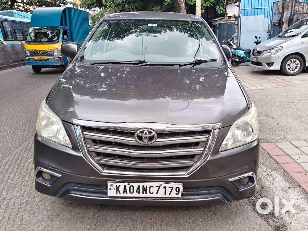 Toyota Innova 2.5 Vx (diesel) 8 Seater, 2012, Diesel