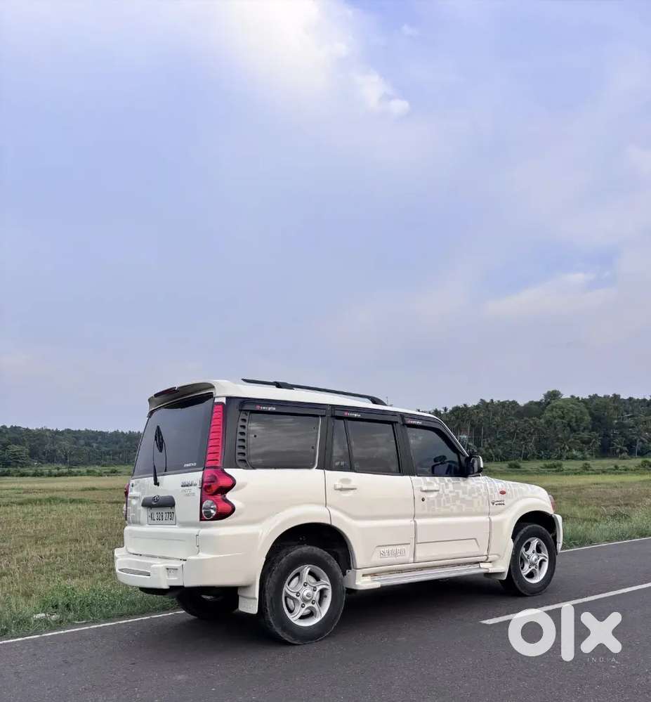 Mahindra Scorpio 2009 Diesel 229000 Km Driven
