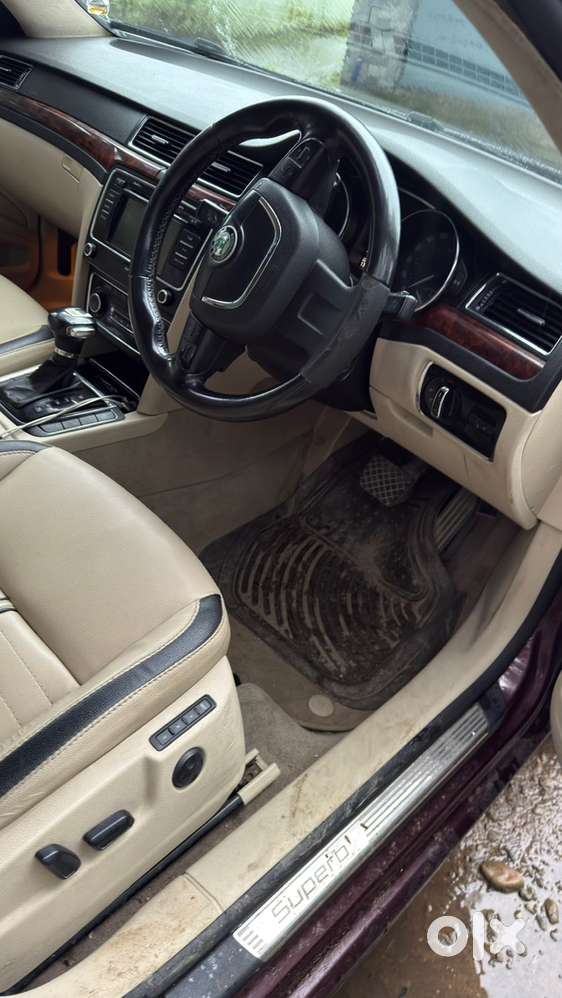 Skoda Superb Diesel 2011