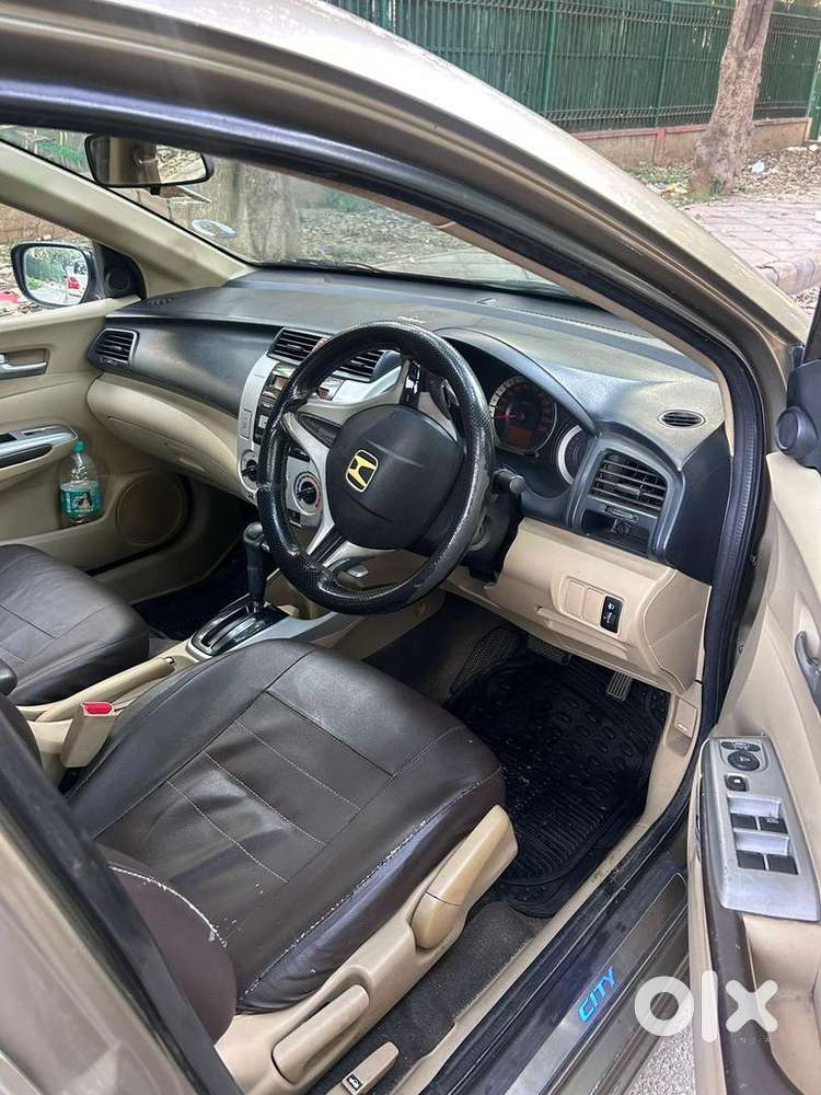 Honda City Automatic Top Model 2011