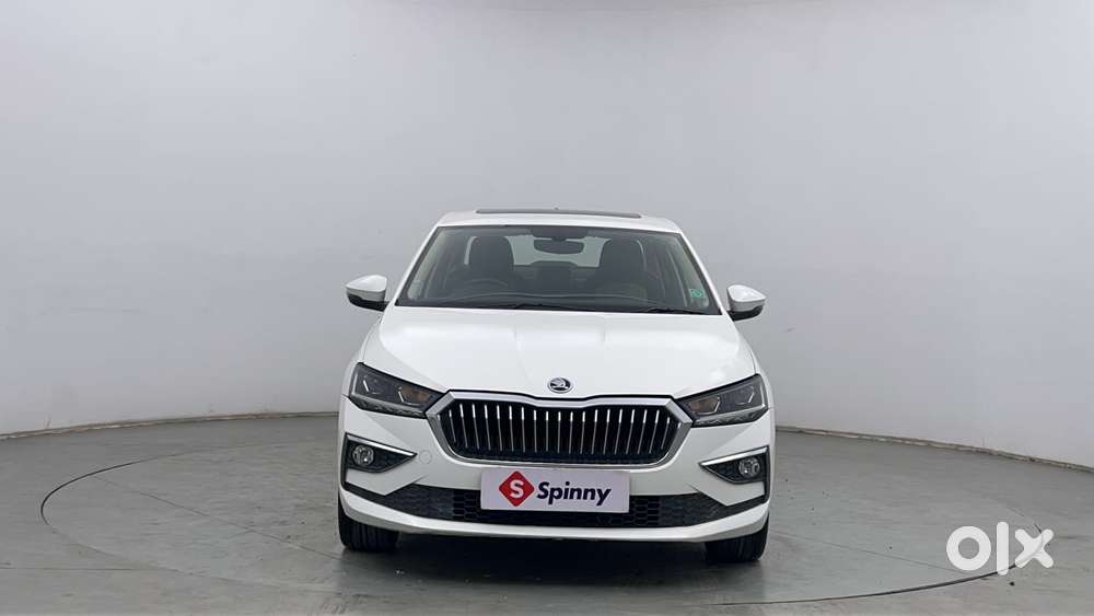Skoda Slavia Style 1.0l Tsi Mt, 2022, Petrol