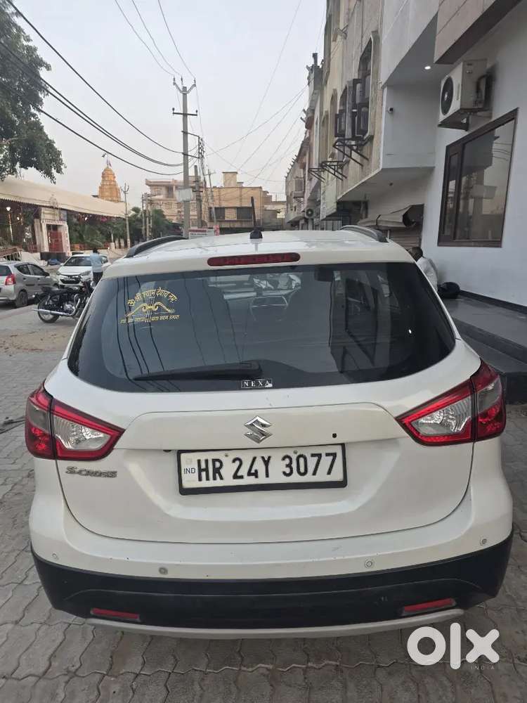 Maruti Suzuki S-cross 2017 Diesel Well Maintained