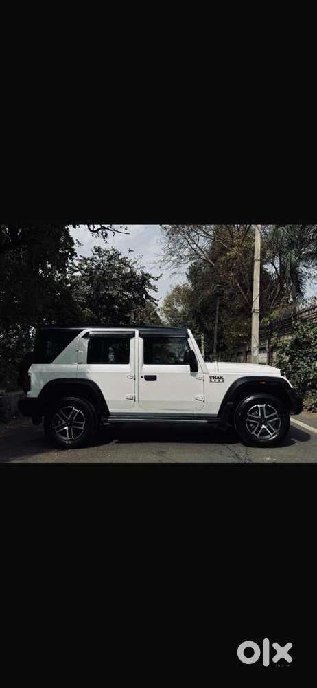 Mahindra Thar Roxx 2025 Petrol 90000 Km Driven