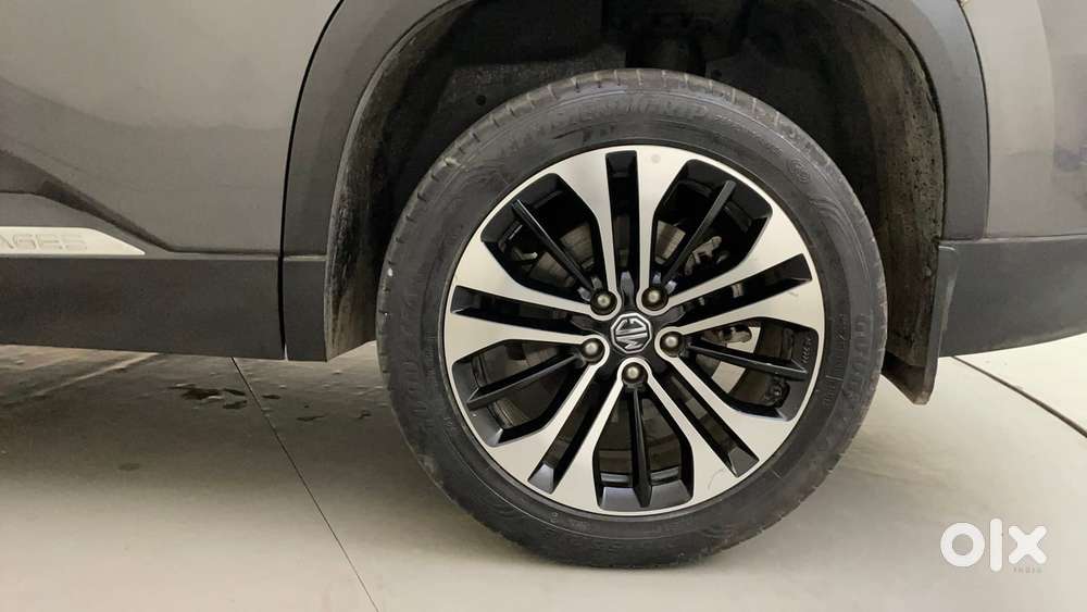 Mg Hector Plus 1.5 Sharp Turbo Cvt 6 Str, 2022, Petrol