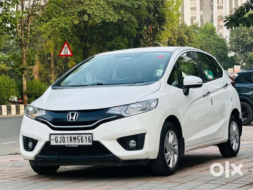 Honda Jazz Automatic Less Driven 2015 Model Lady Doctor Driven