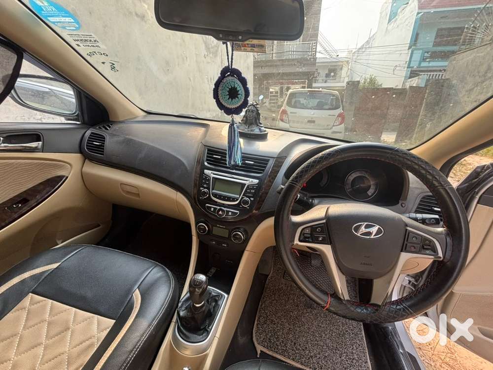 Hyundai Fluidic Verna 2013