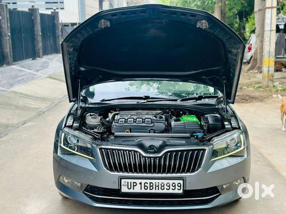 Skoda Superb 2016 Diesel 65000 Km Driven