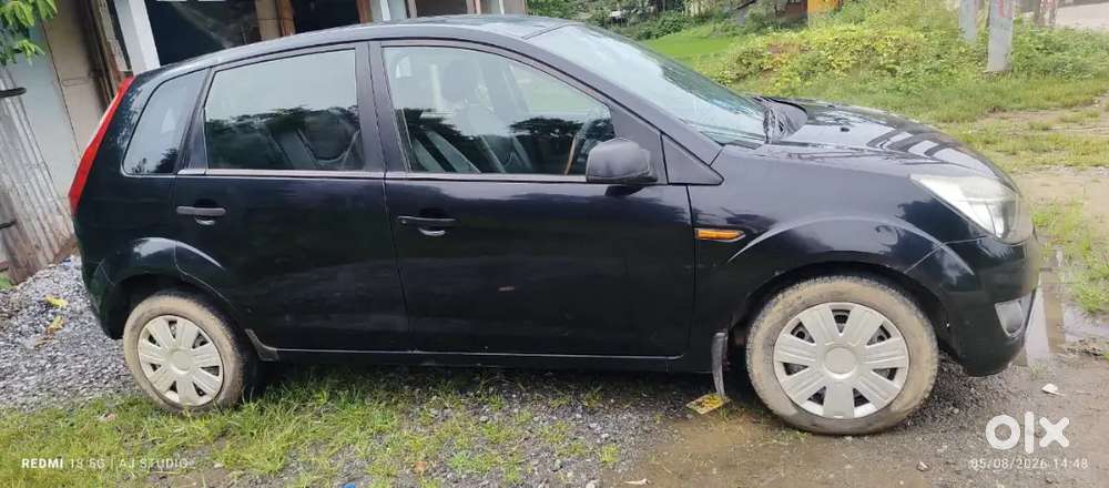 Ford Figo Titatinium 2010