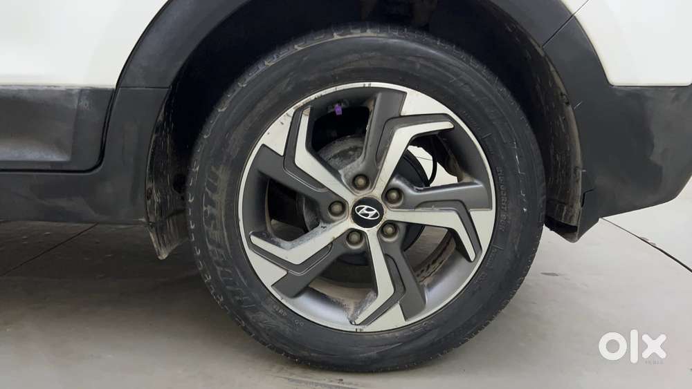 Hyundai Creta 1.6 Sx Plus Petrol At, 2019, Petrol