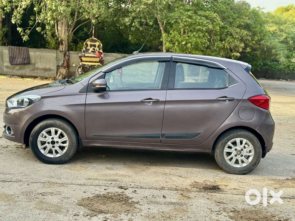 Tata Tiago 1.2 Revotron Xz (o), 2016, Petrol