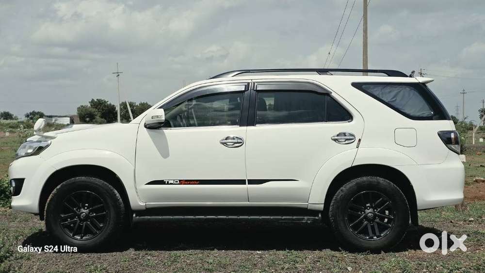 Toyota Fortuner 3.0 4x2 Automatic, 2015, Diesel