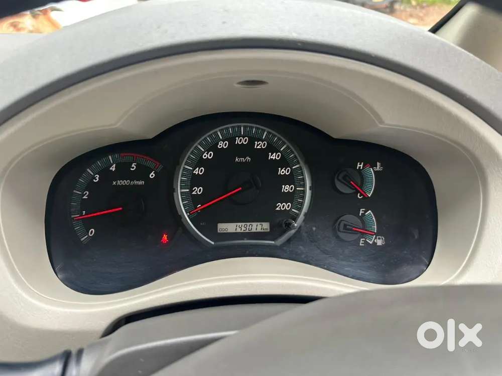 Toyota Innova 2014 Diesel 149000 Km Driven