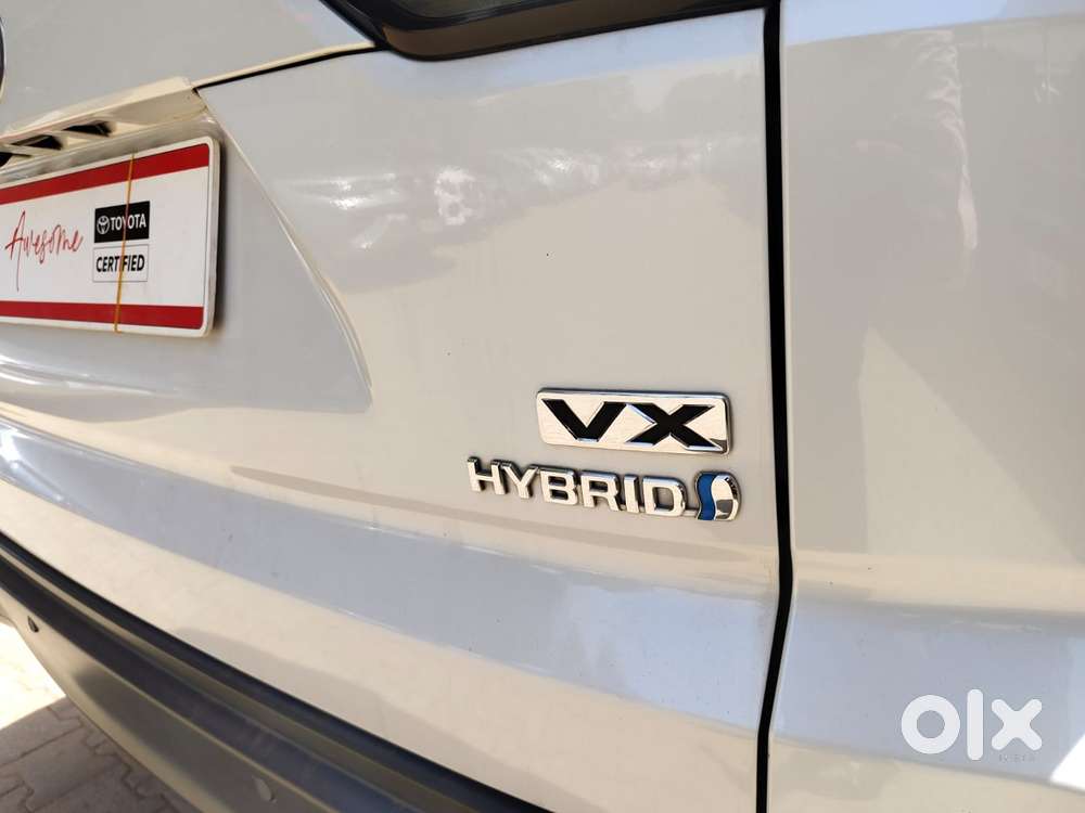 Toyota Innova Hycross 2.0 Vx (o) Hybrid 7 Str, 2024, Petrol