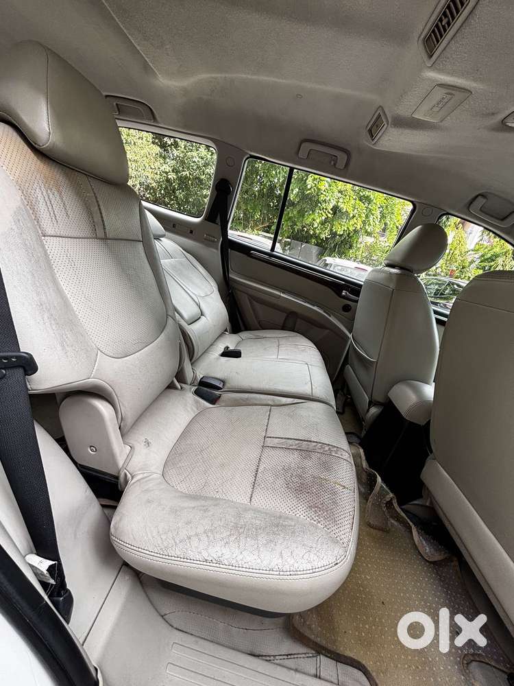 Mitsubishi Pajero Sport 4x4 Dual Tone, 2013, Diesel