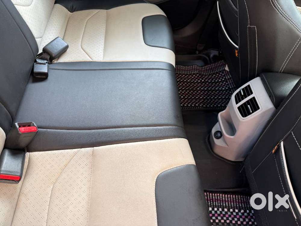 Hyundai I20 Sportz (o) 1.2 Kappa Ivt Automatic Petrol For Sale