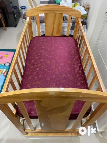 Babyhug cot cheap