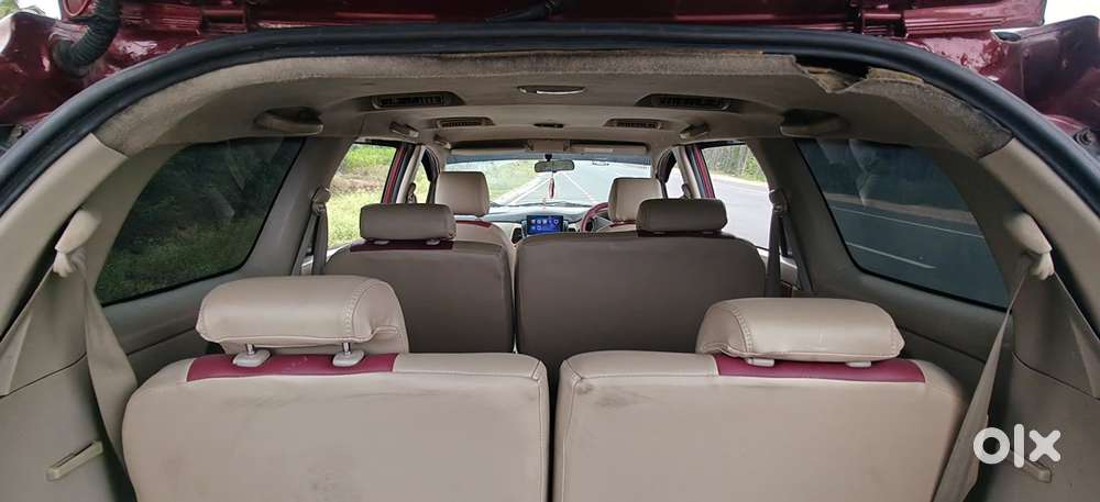Toyota Innova 2011 Well Maintained