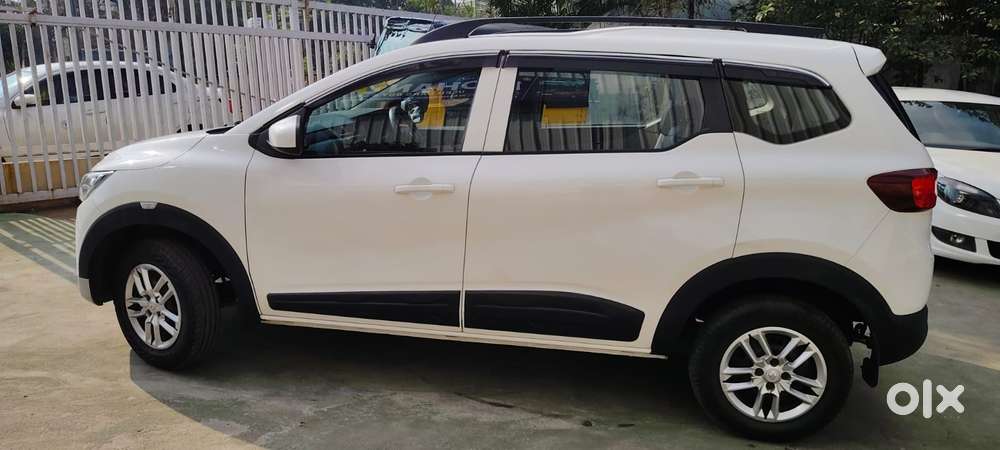 Renault Triber Rxl, 2022, Petrol