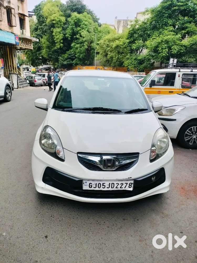 Honda Brio 2013  2nd Owner  84,450 Km  Android + Premium Music Syst