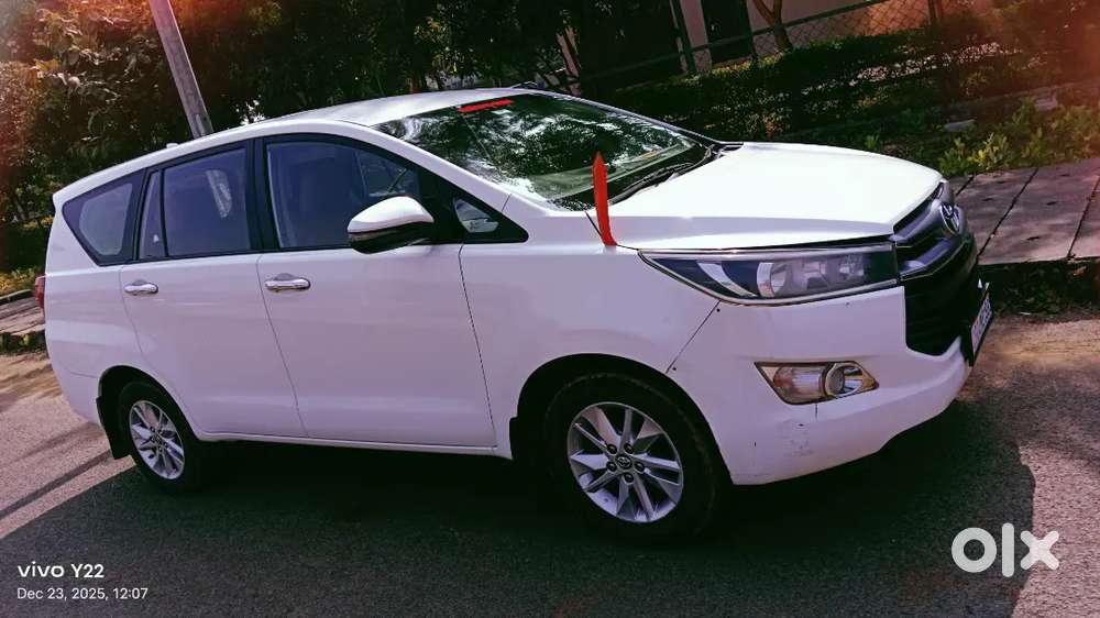 Toyota Innova Crysta 2.4 2019