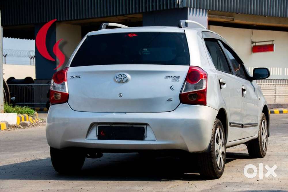 Toyota Etios Liva 2011-2012 G, 2011, Petrol