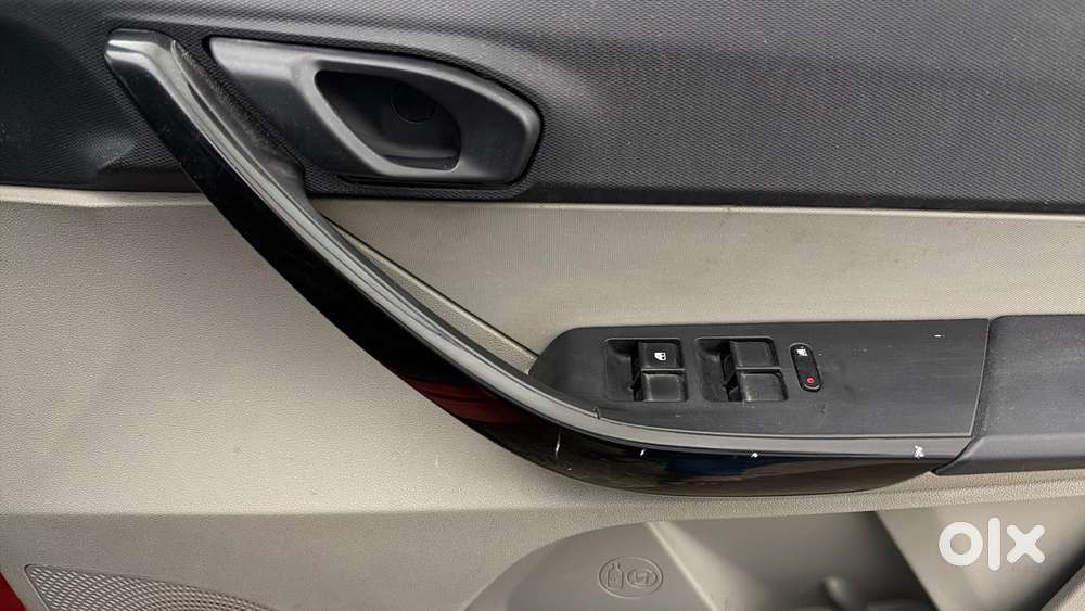 Tata Tiago 1.2 Revotron Xm, 2018, Petrol