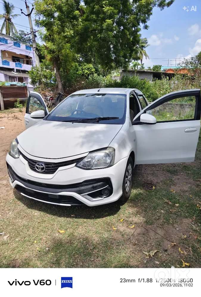Toyota Etios Gd Platinum 2017 1st Owner Very Good Condition