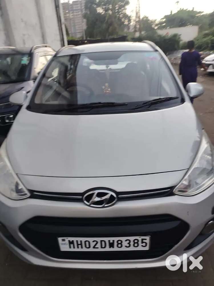 Hyundai Grand I10 Sportz 2015