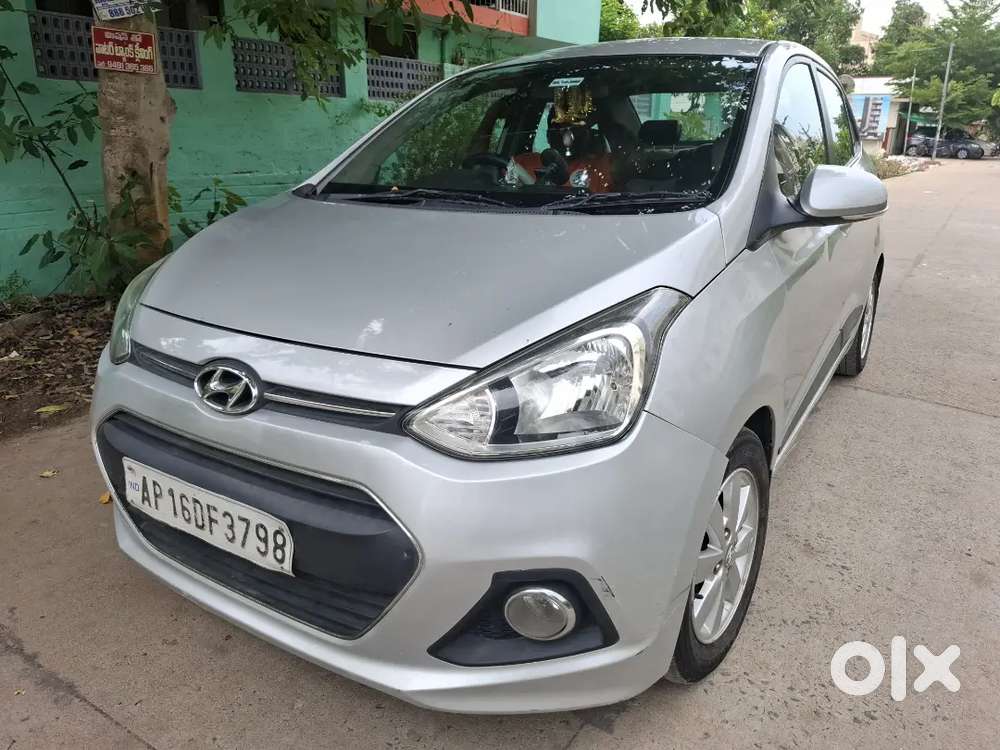 Hyundai Xcent Petrol 2015