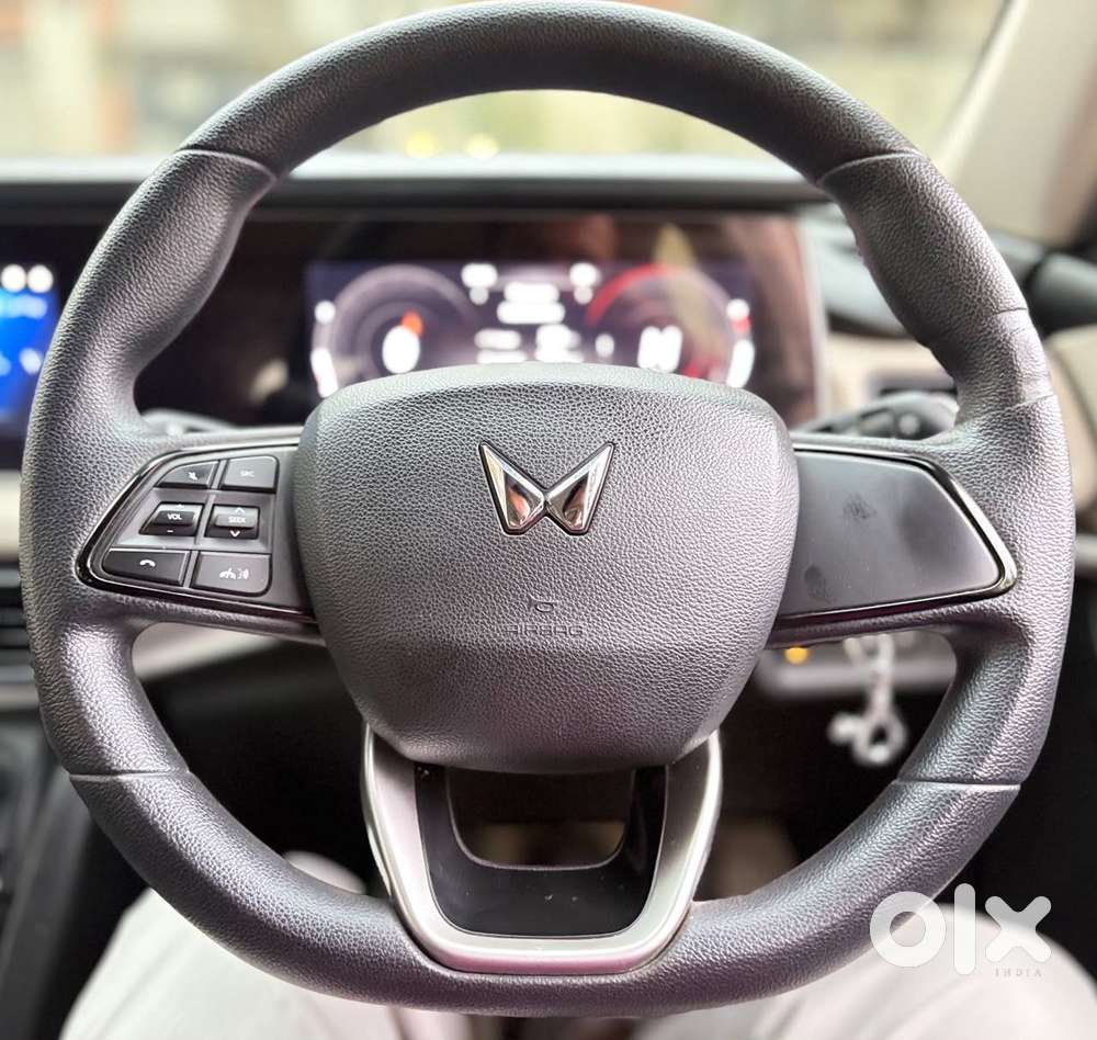 Mahindra Xuv700 2.2 Ax 5 Diesel Mt 7 Str, 2023, Diesel