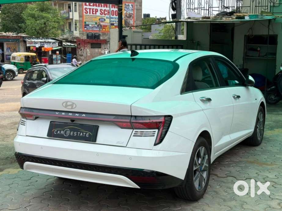 Hyundai Verna Sx(o) Petrol At, 2024, Petrol