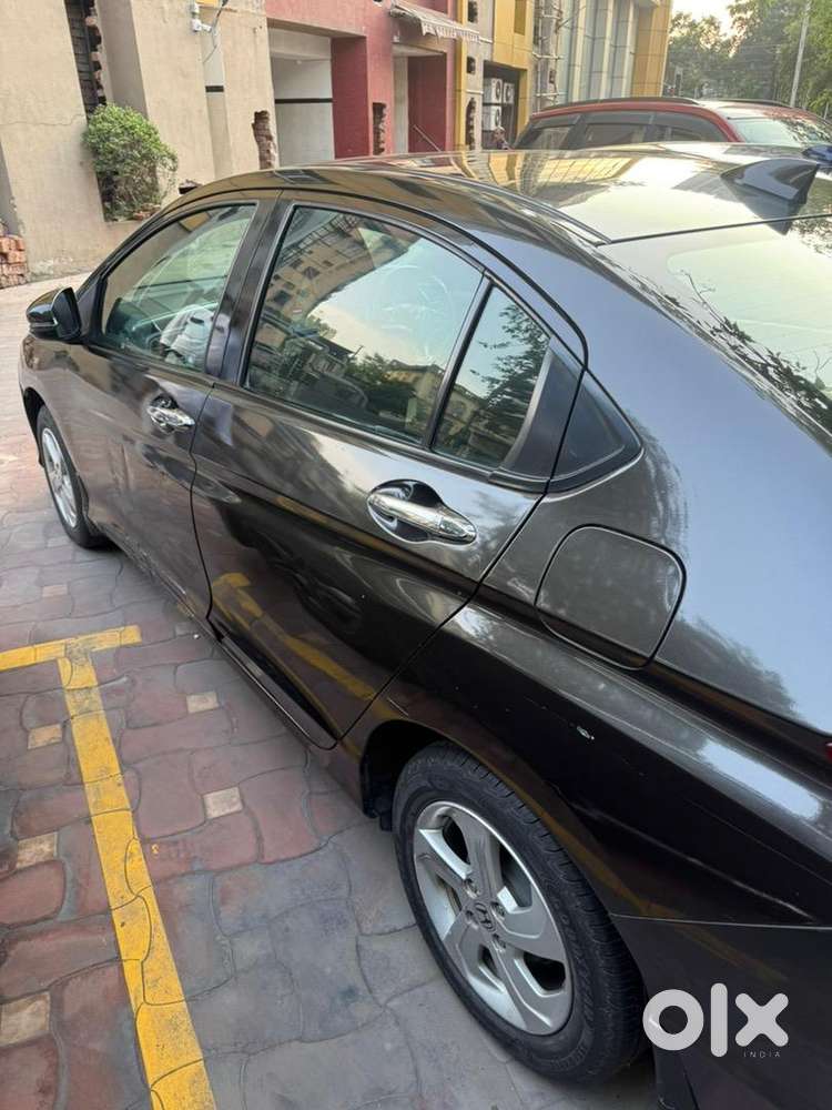 Honda City 2015 Petrol Automatic 33800 Km Driven