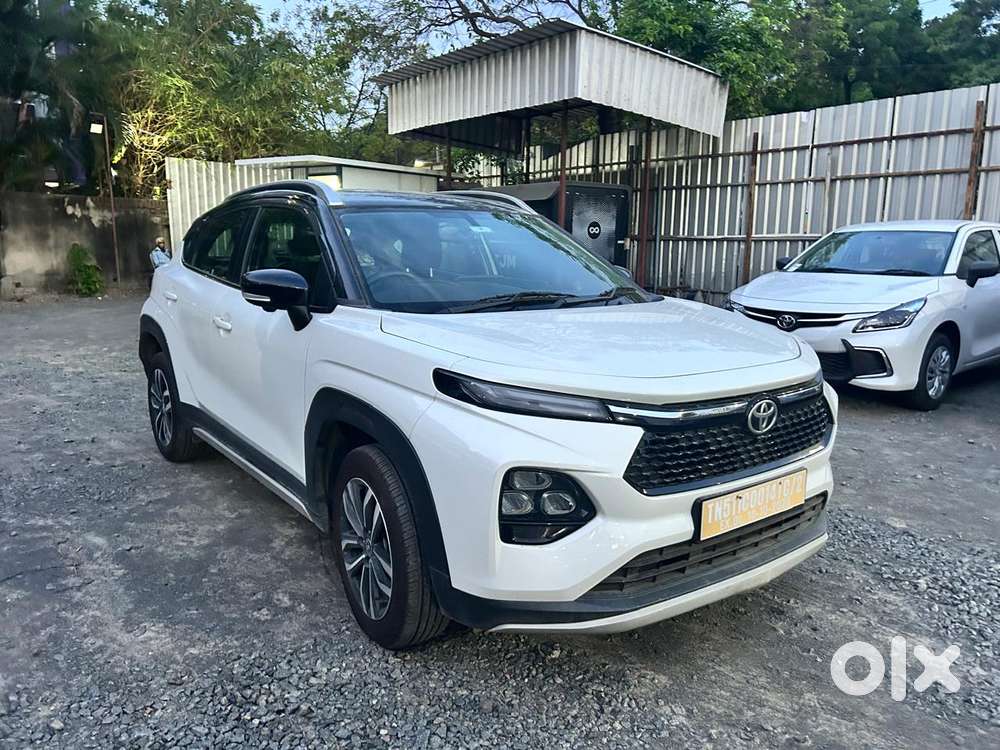 Toyota Urban Cruiser Taisor V 1.0 Petrol At Dual Tone, 2024, Petrol