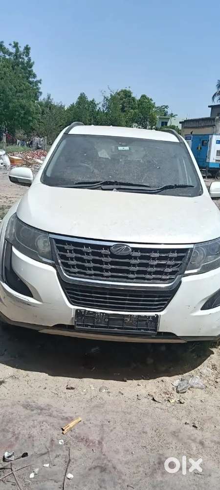 Mahindra Xuv500 2019 Diesel 99000 Km Driven