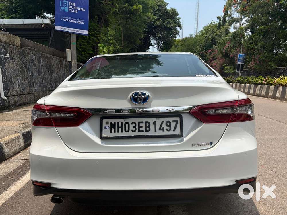 Toyota Camry Hybrid, 2022, Petrol