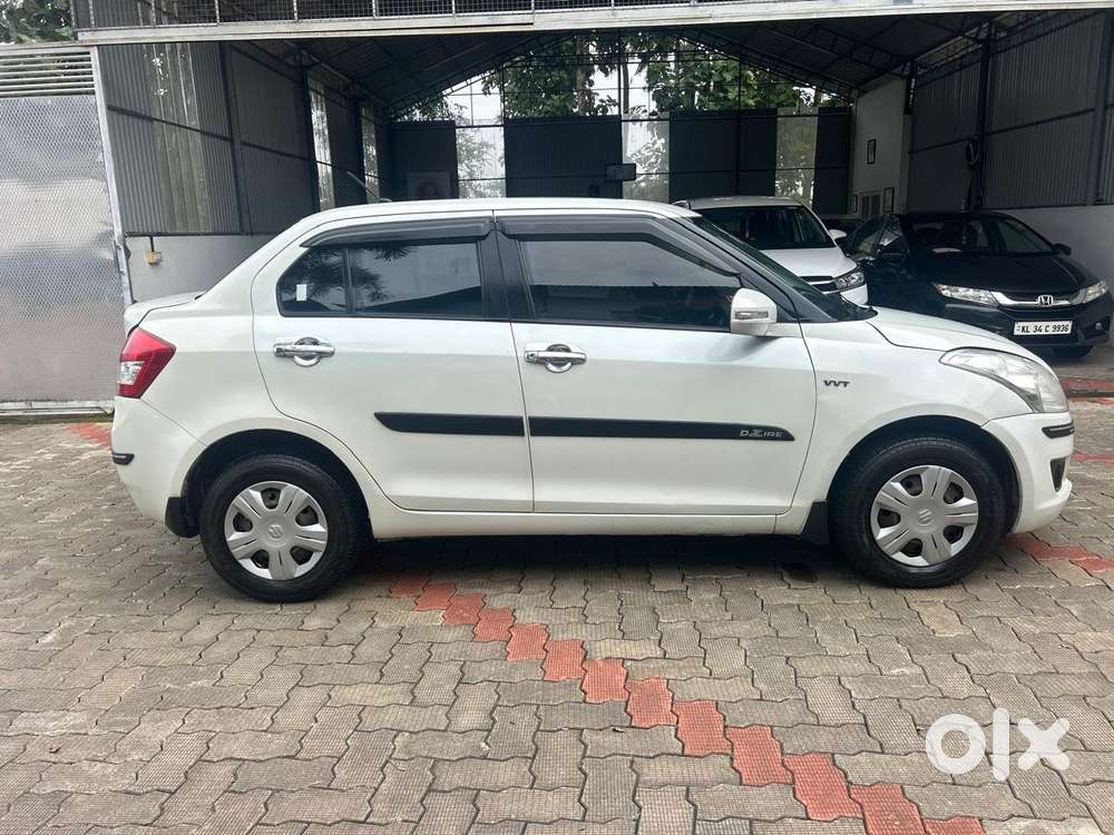 Maruti Suzuki Swift Dzire Vxi(o) Amt, 2015, Petrol
