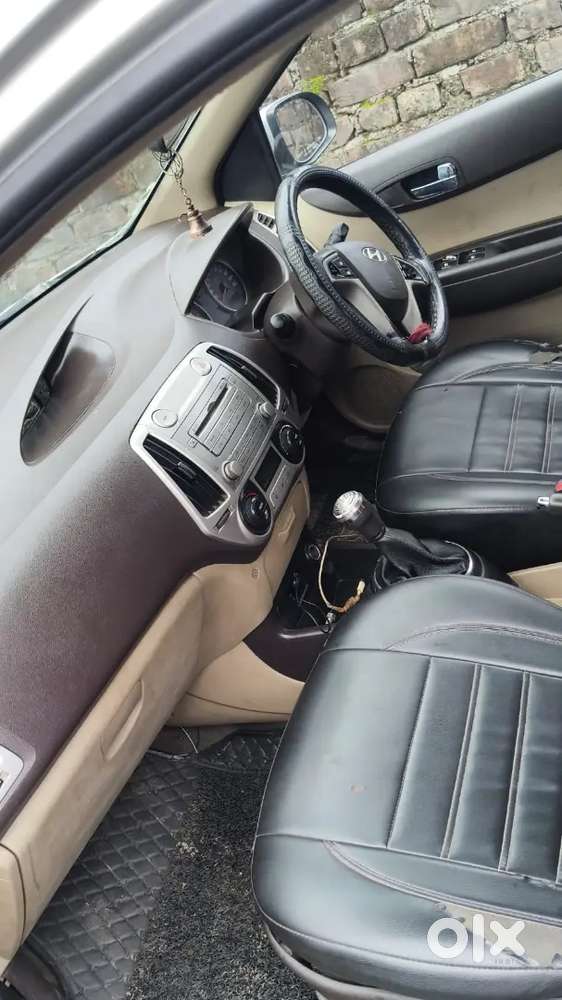 Hyundai I20 Sportz 2011