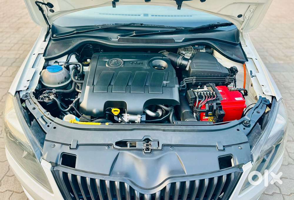 Skoda Rapid 1.5 Elegance Tdi Mt, 2015, Diesel