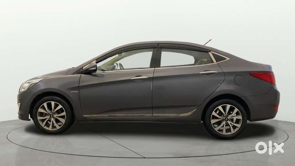 Hyundai Verna [2015-2017] Fluidic 4s 1.6 Vtvt S At, 2015, Petrol