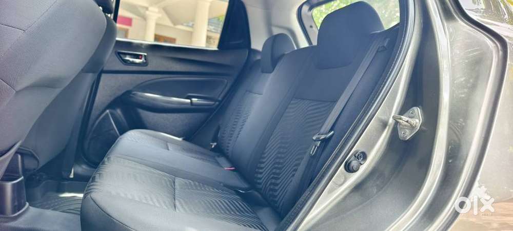 Maruti Suzuki Swift Vxi + Manual, 2021, Petrol