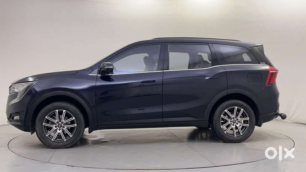 Mahindra Xuv700 2.2 Ax 7 Diesel Mt Luxury Pack Str, 2022, Diesel