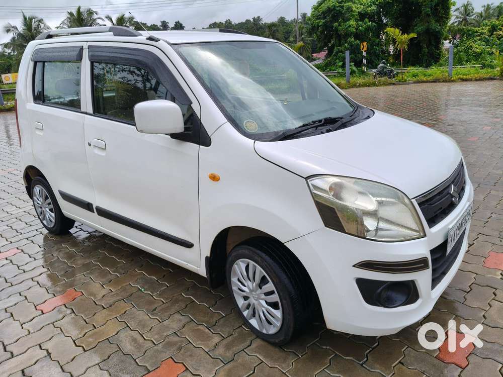 Maruti Suzuki Wagon R Vxi Amt Opt, 2016, Petrol