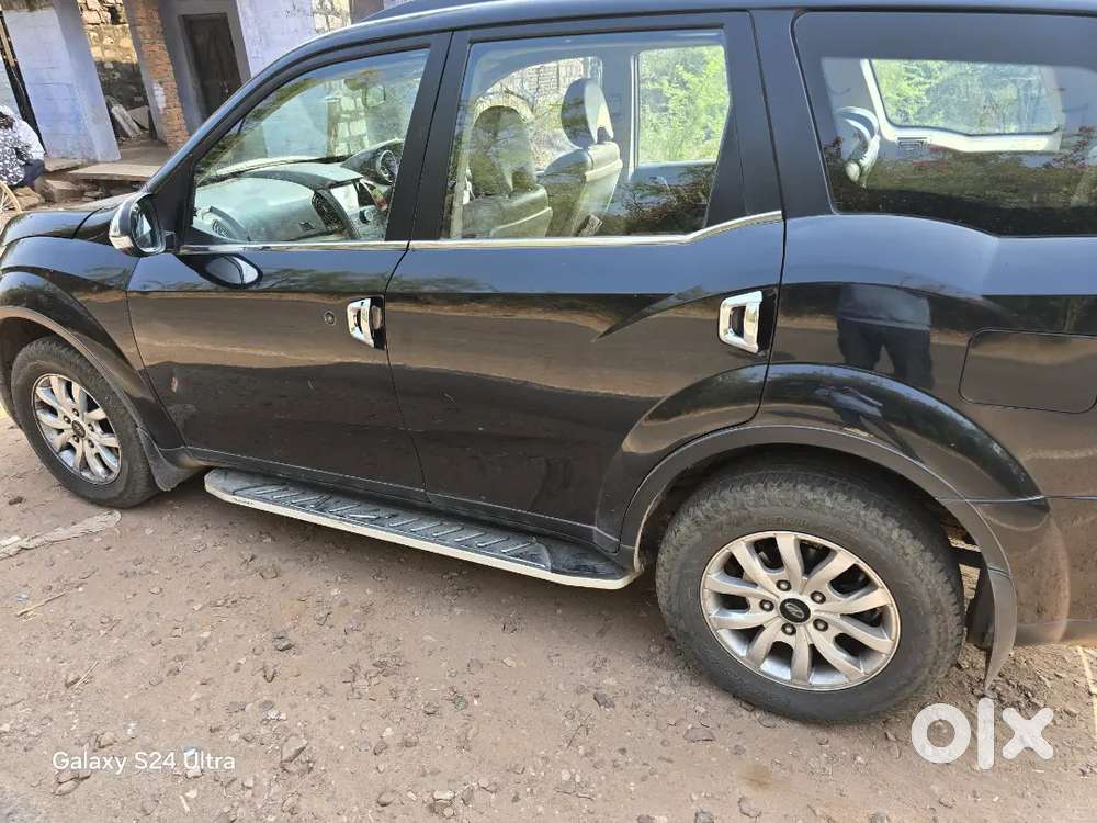 Mahindra Xuv500 2015 Diesel 63000 Km Driven